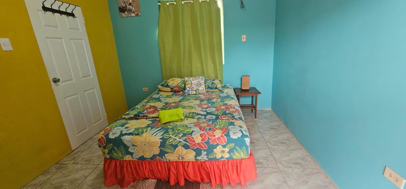 Fish Tobago Guesthouse Or Joy And Brandon Guesthouse Buccoo Kamer foto